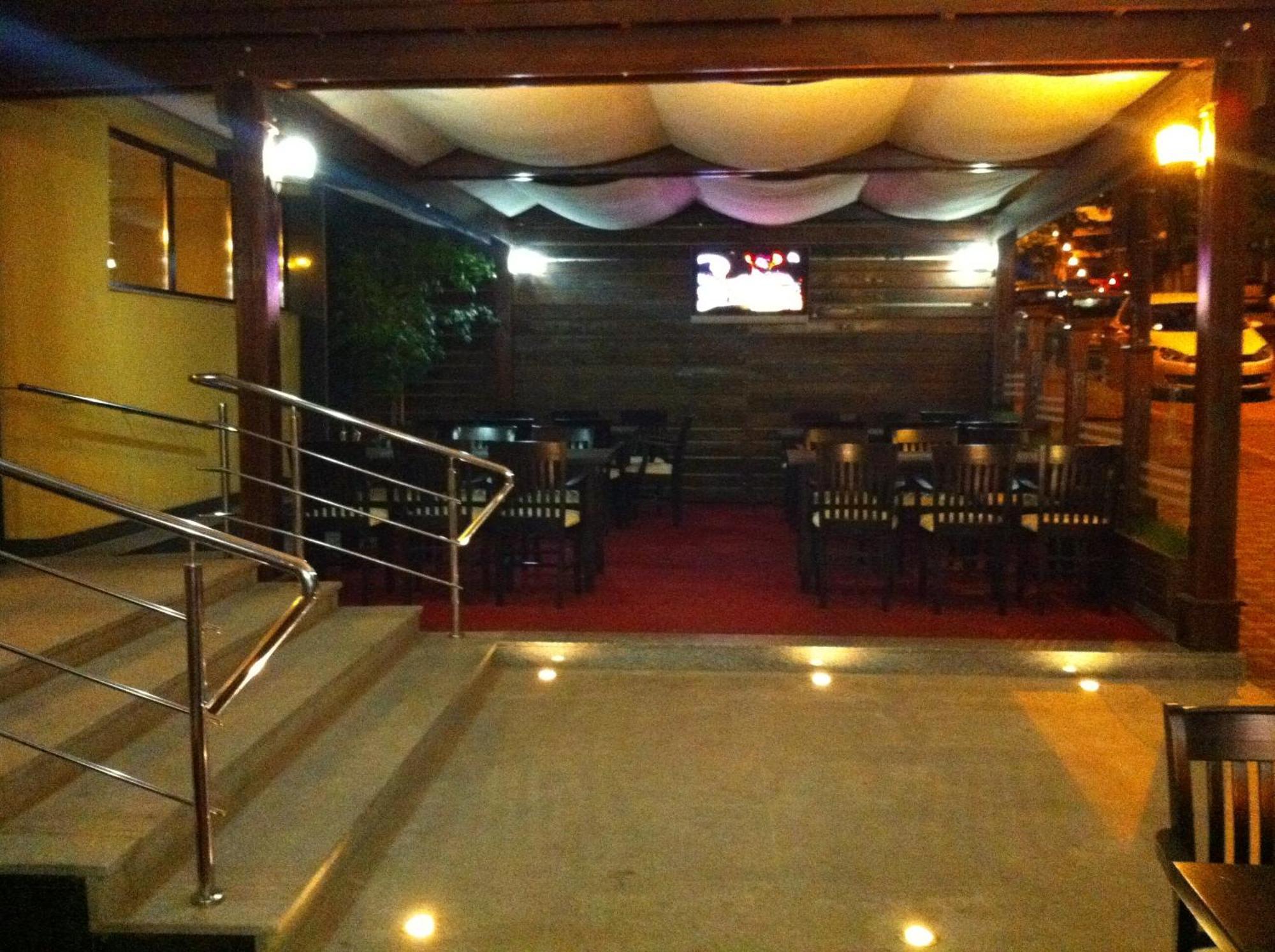 Hotel City Tulça Dış mekan fotoğraf