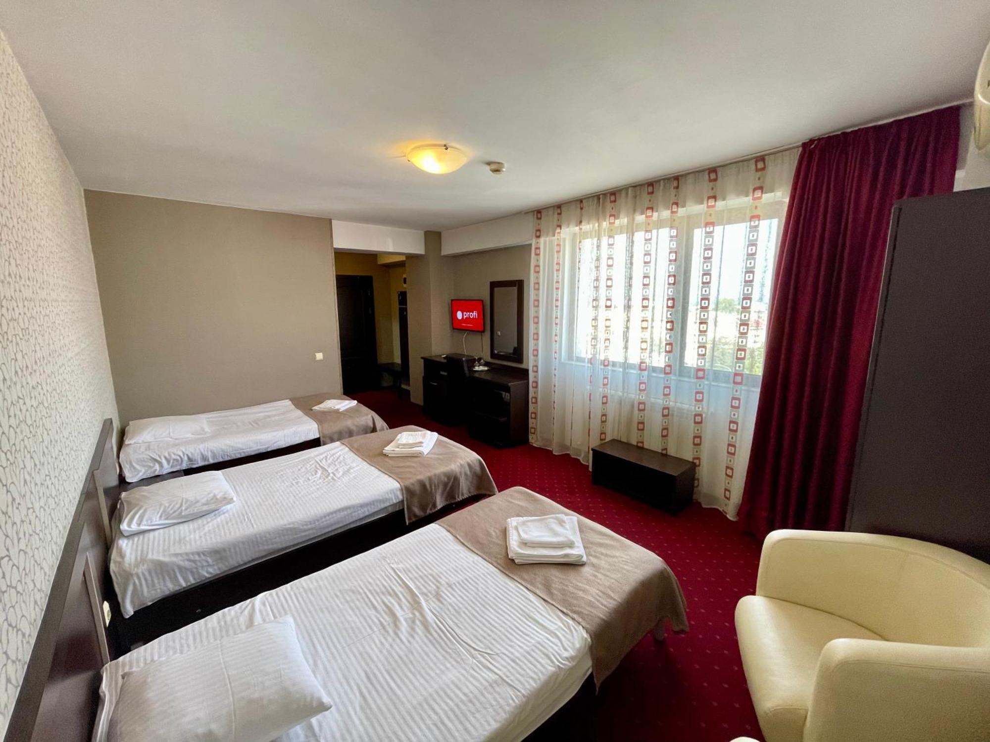 Hotel City Tulça Dış mekan fotoğraf