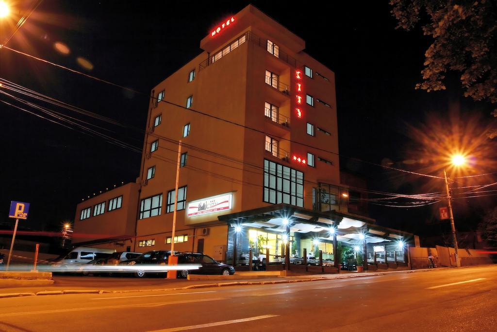 Hotel City Tulça Dış mekan fotoğraf